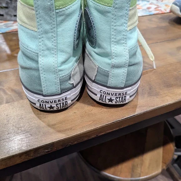 Converse CTAS High Top Sneakers Men’s 12 / Women’s 14 - Picture 2 of 5
